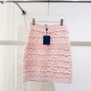 Authentic Louis Vuitton Blush Textured Pencil Skirt